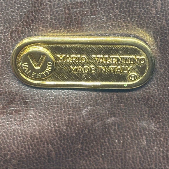 Mario Valentino Iconic V Logo Pattern Unisex Bag - Picture 8 of 8